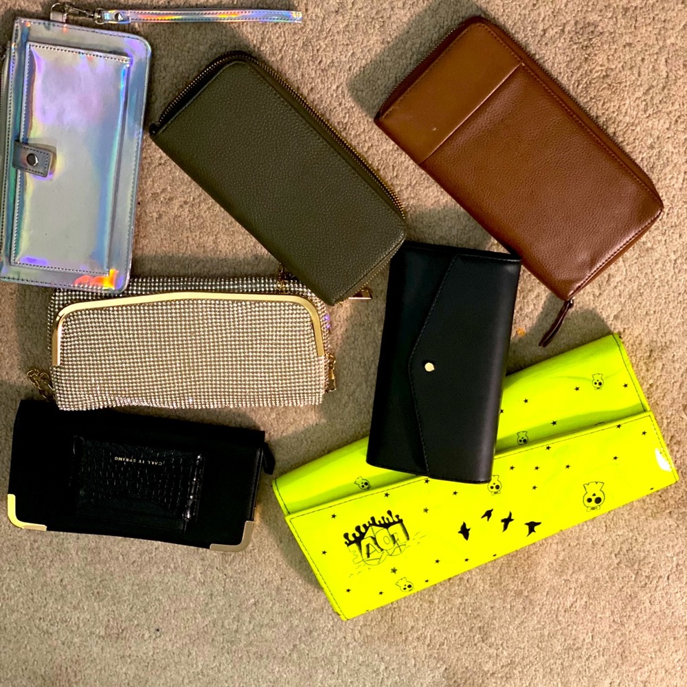 Mixed wallets and Clutches